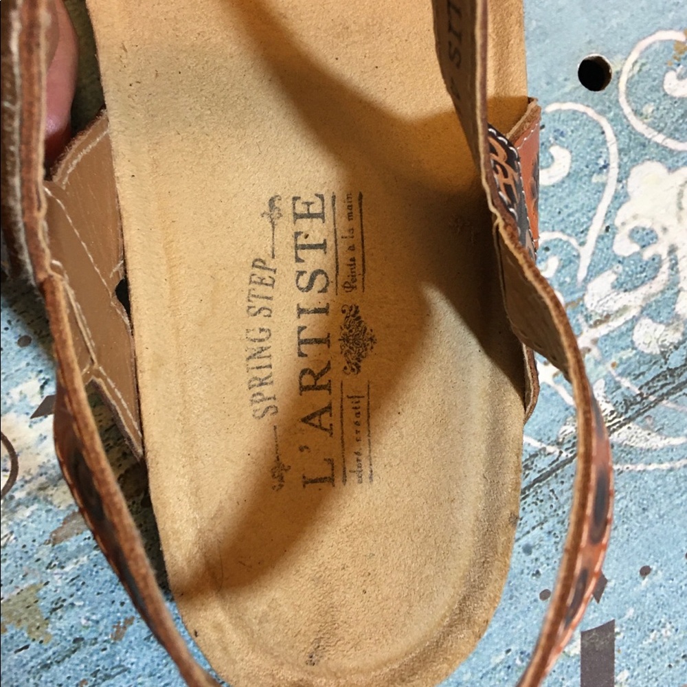 Spring Step Sandal - Picture 4 of 9